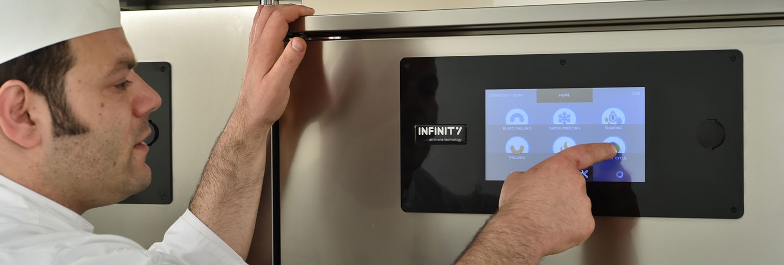 Official presentation of the new Infinity 9 ’’ touch for the Asia & Pacific region